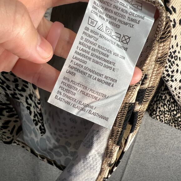 Attitudes by Renee Long Sleeve V-neck Tunic Textured Knit Leopard, Medium - Picture 9 of 9